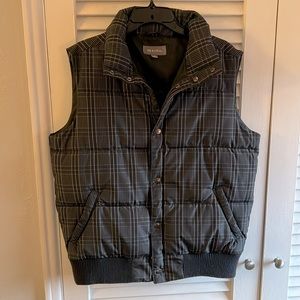 Plaid Puffer Vest Black and White
